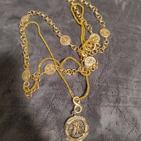 QUEEN BEE VINTAGE NECKLACE - Picture 4 of 4